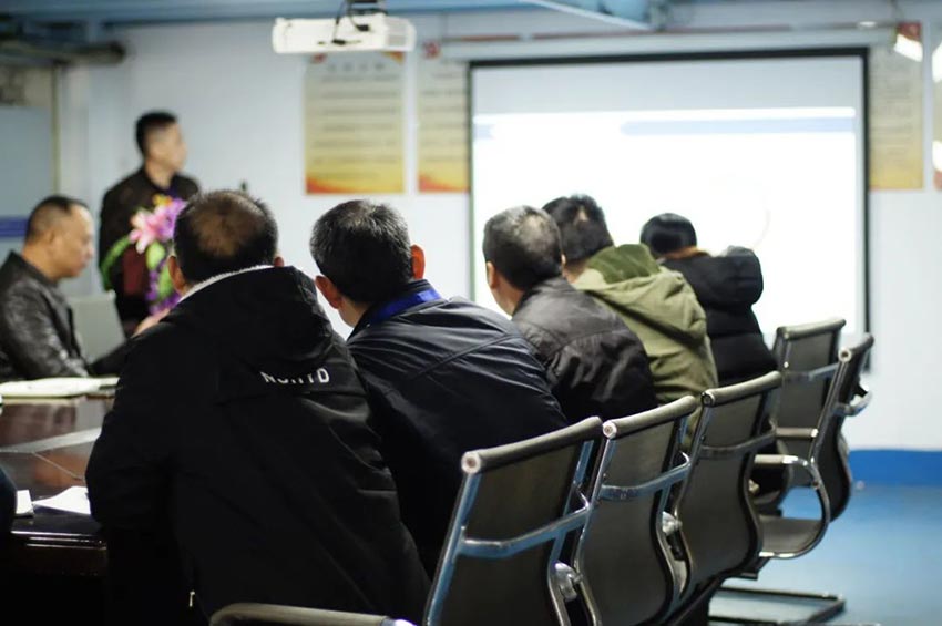 萬(wàn)達業(yè)研發(fā)、生產(chǎn)2020年度工作總結暨2021年度工作計劃專(zhuān)題會(huì )議